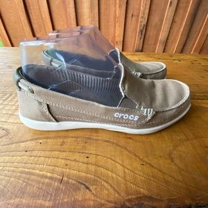 CROCS Walu Canvas Loafers/ Womens Size 7
